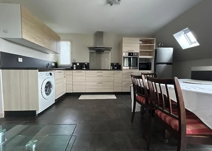 Balcon Avec Vue Sur Golf A Apartment Houlgate